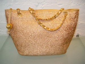 chanel80smetallicleathertrimwithgoldlamebrocadepaisllymotiftotepursec80s1-jpg